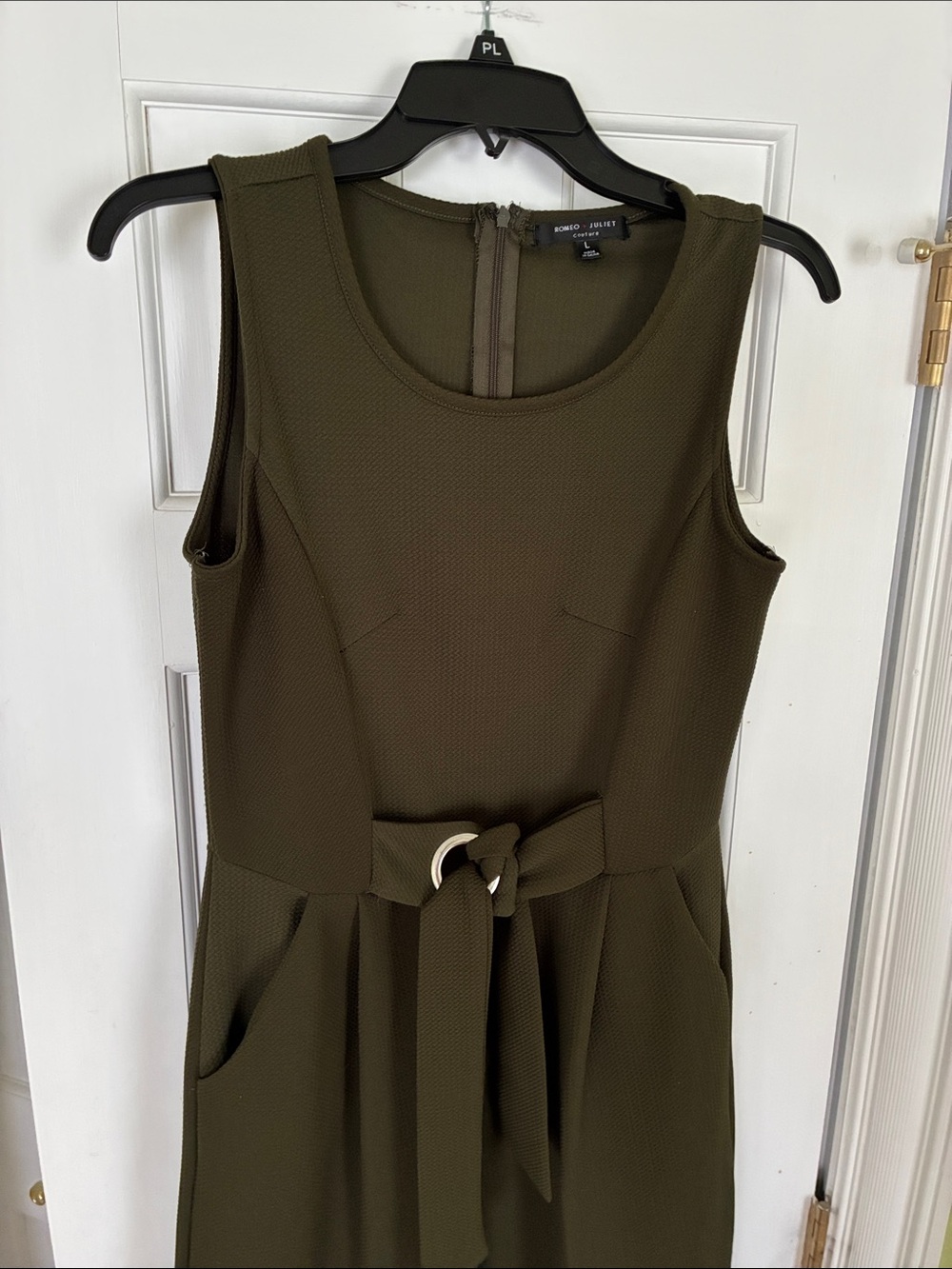 Romeo.Juliet Sleeveless Olive Green Belted Wide Leg Jumpsuit. Size L - Picture 4 of 7
